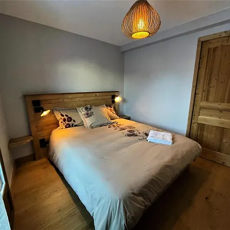 Aster - Maison De Village Renovee Sur 3 Niveaux 4 Pieces Pour 6 Personnes A St Marcel Mae-6444