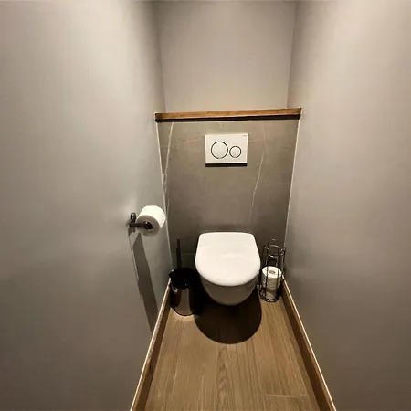 Aster - Maison De Village Rénovée Sur 3 Niveaux 4 Pièces Pour 6 Personnes à St Marcel Mae-6444