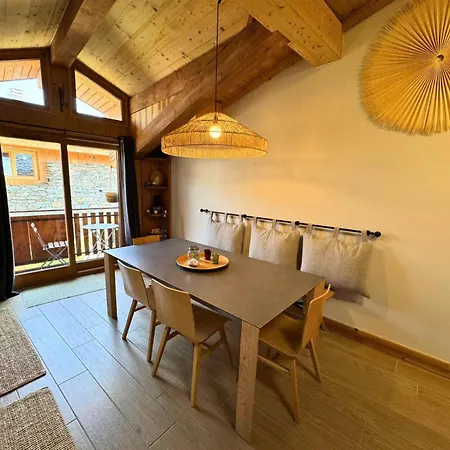 Aster - Maison De Village Rénovée Sur 3 Niveaux 4 Pièces Pour 6 Personnes à St Marcel Mae-6444 Saint-Marcel (Savoie)