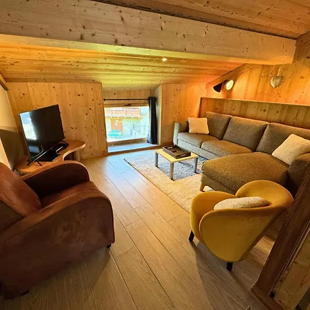 Chalet Aster - Maison De Village Rénovée Sur 3 Niveaux 4 Pièces Pour 6 Personnes à St Marcel Mae-6444